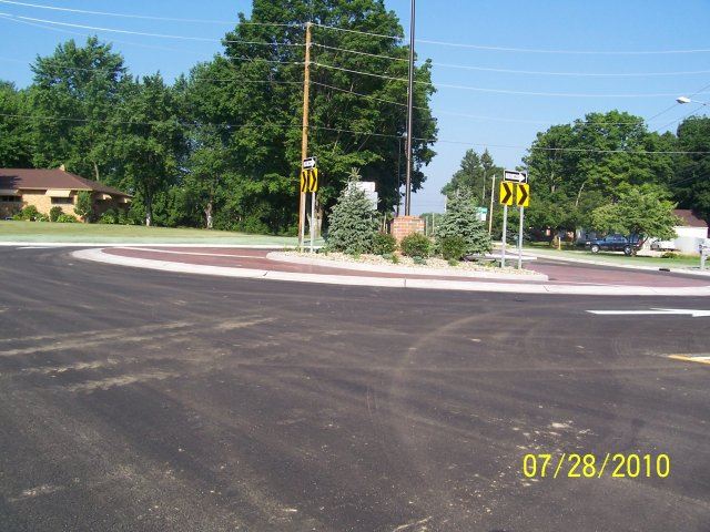Ridgewood and Jacoby Road Roundabout (5)