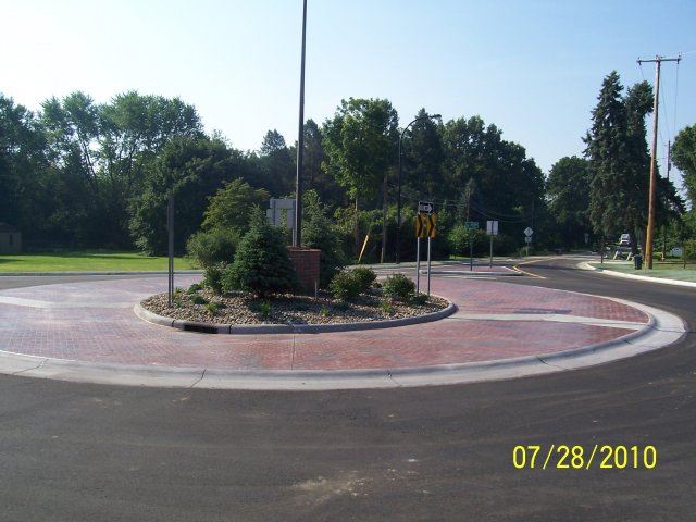 Ridgewood and Jacoby Road Roundabout (9)