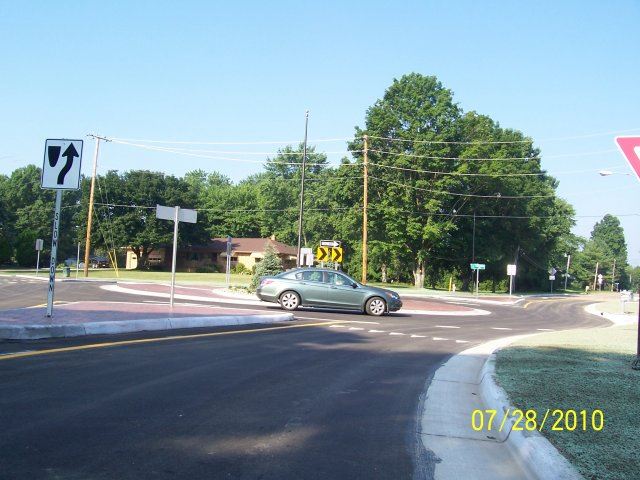Ridgewood and Jacoby Road Roundabout (13)